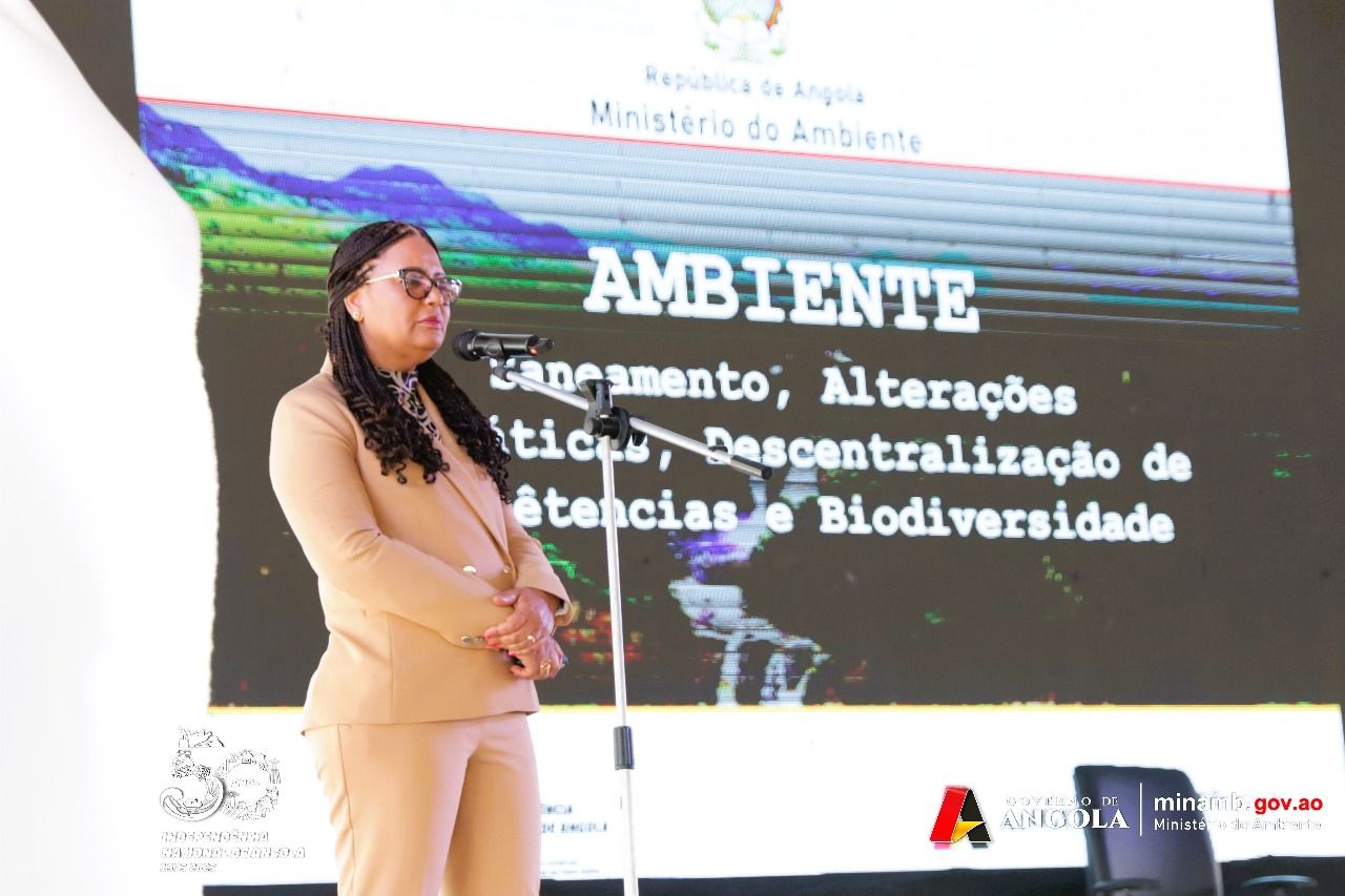 <br />
<b>Notice</b>:  Undefined index: title in <b>/home/gov/public_html/portais-governo-producao/themes/portalweb/galeria-itens.php</b> on line <b>148</b><br />
