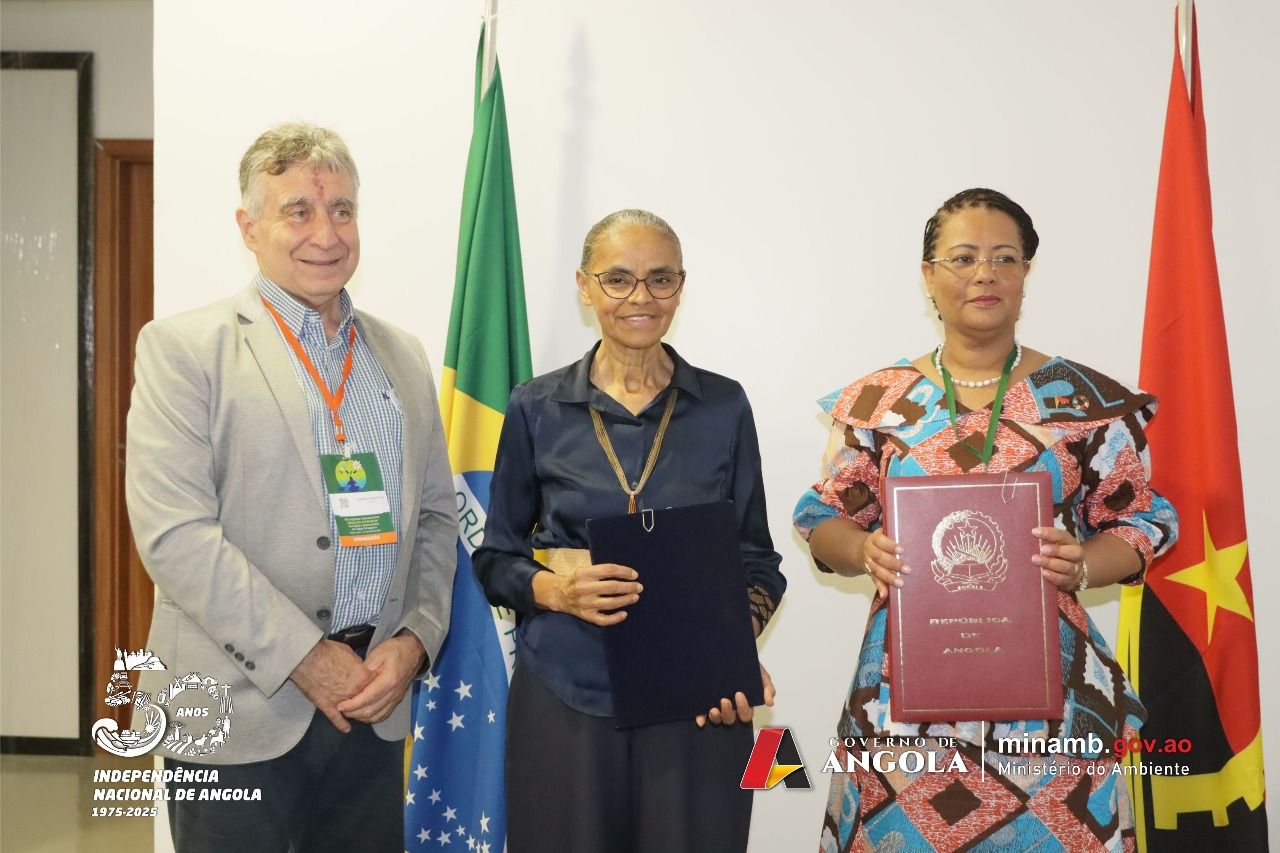 <br />
<b>Notice</b>:  Undefined index: title in <b>/home/gov/public_html/portais-governo-producao/themes/portalweb/galeria-itens.php</b> on line <b>148</b><br />
