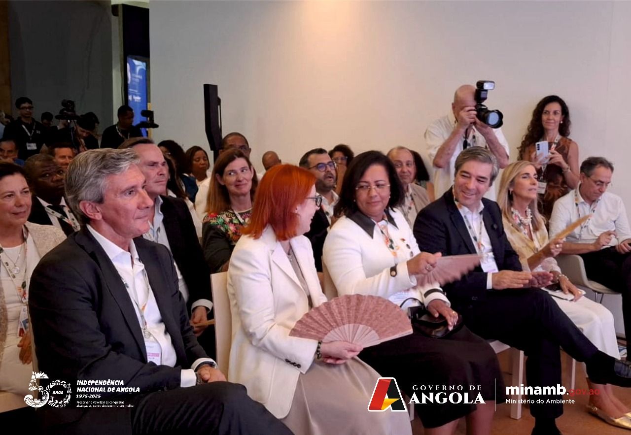 <br />
<b>Notice</b>:  Undefined index: title in <b>/home/gov/public_html/portais-governo-producao/themes/portalweb/galeria-itens.php</b> on line <b>148</b><br />
