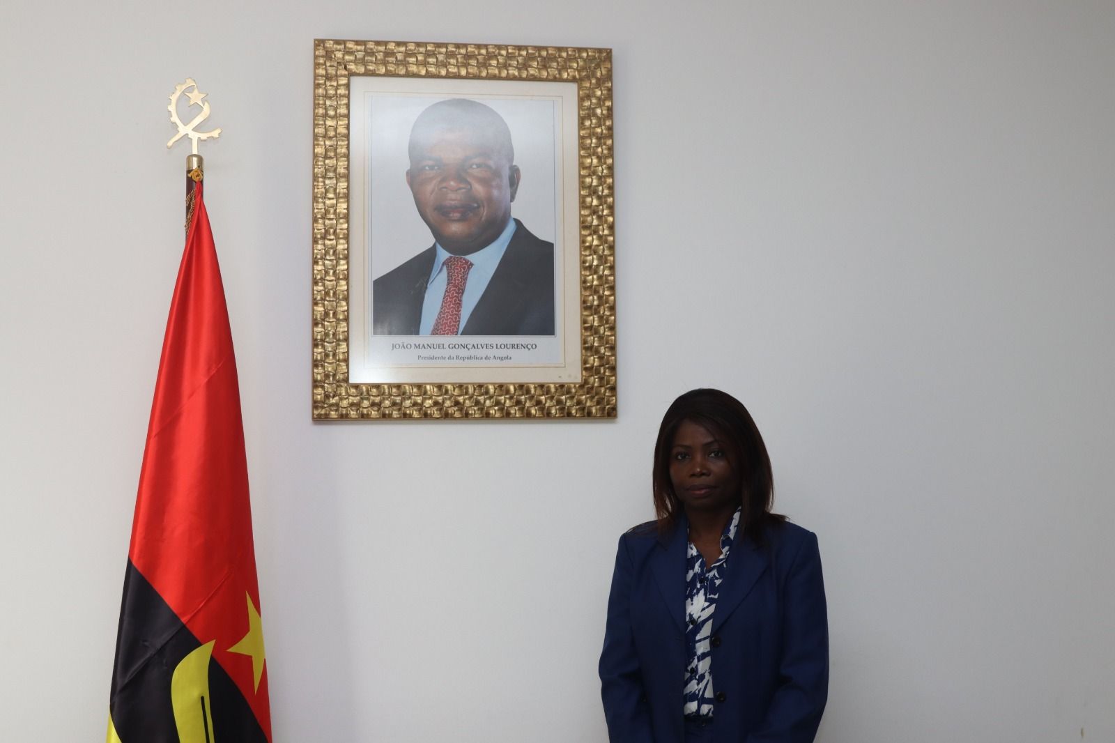 <br />
<b>Notice</b>:  Undefined index: title in <b>/home/gov/public_html/portais-governo-producao/themes/portalweb/galeria-itens.php</b> on line <b>148</b><br />
